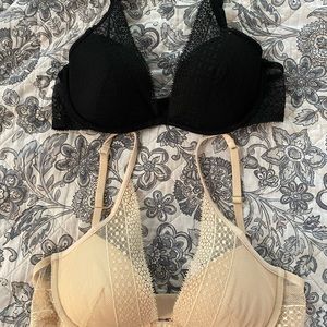 2 Victoria’s Secret Bras
